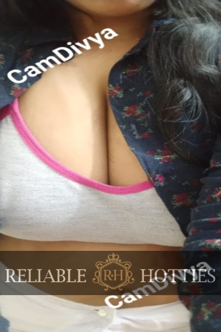 Sweatha  Tamil Cam Girls