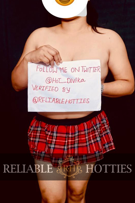 100% Fansign Verfied Cam Girl Devika